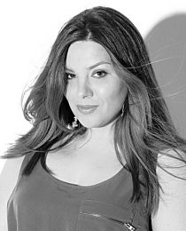 Plus Size Model Maria Inês